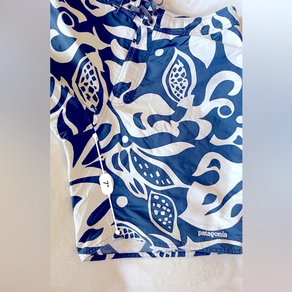Patagonia WaveFarer Vintage Board Shorts Men’s 33 Blue White - Picture 6 of 12